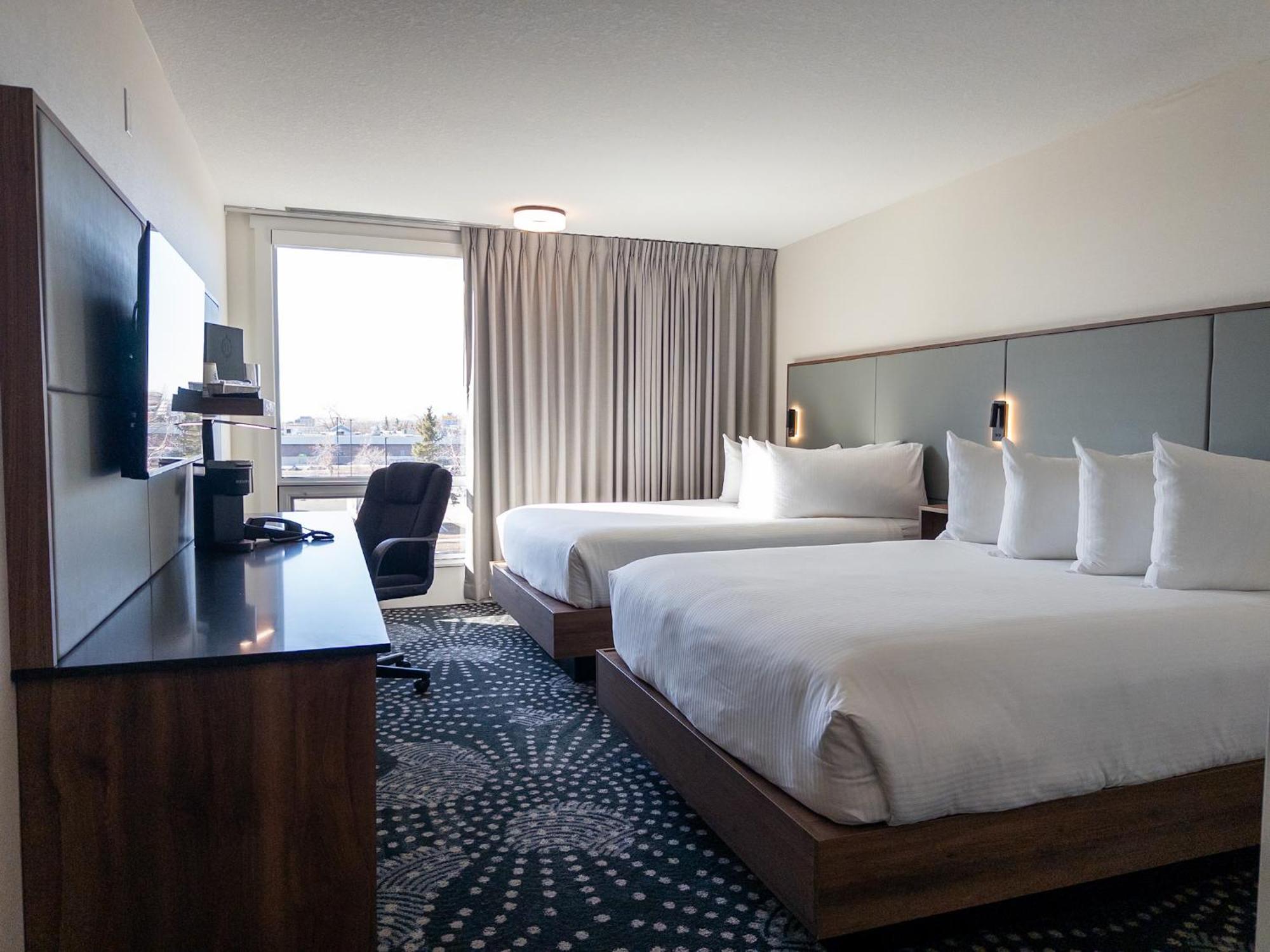 Carriage House Hotel And Conference Centre Calgary Bagian luar foto