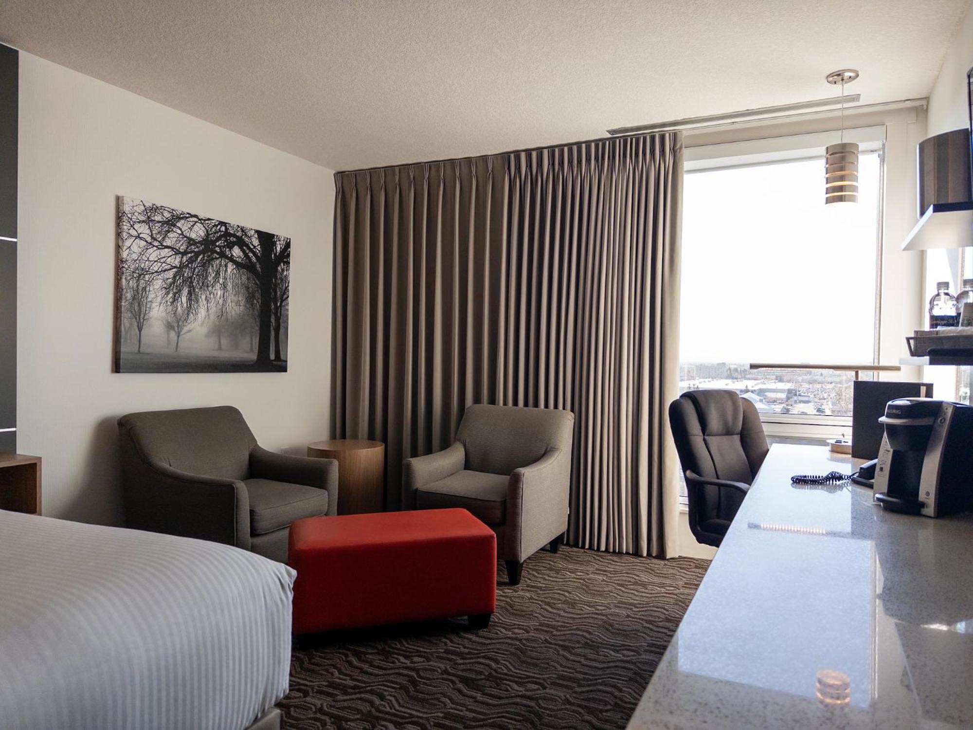 Carriage House Hotel And Conference Centre Calgary Bagian luar foto
