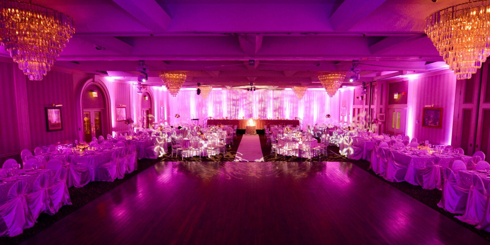 Carriage House Hotel And Conference Centre Calgary Bagian luar foto
